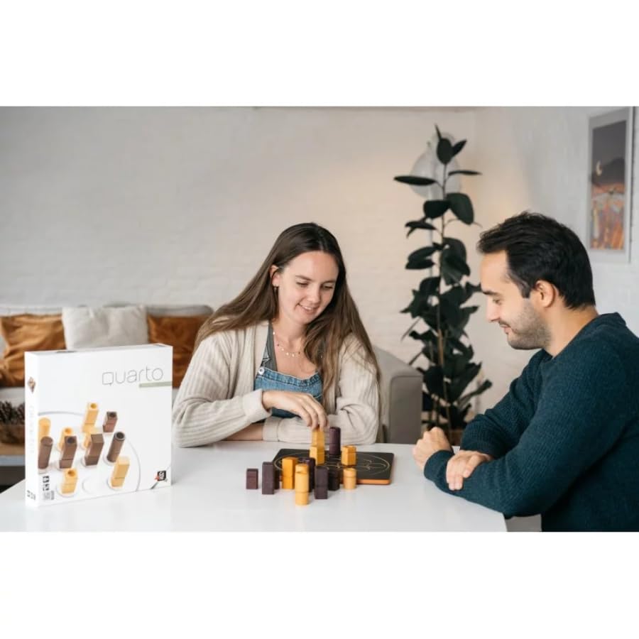 Quarto Classic Wooden Strategy Game
