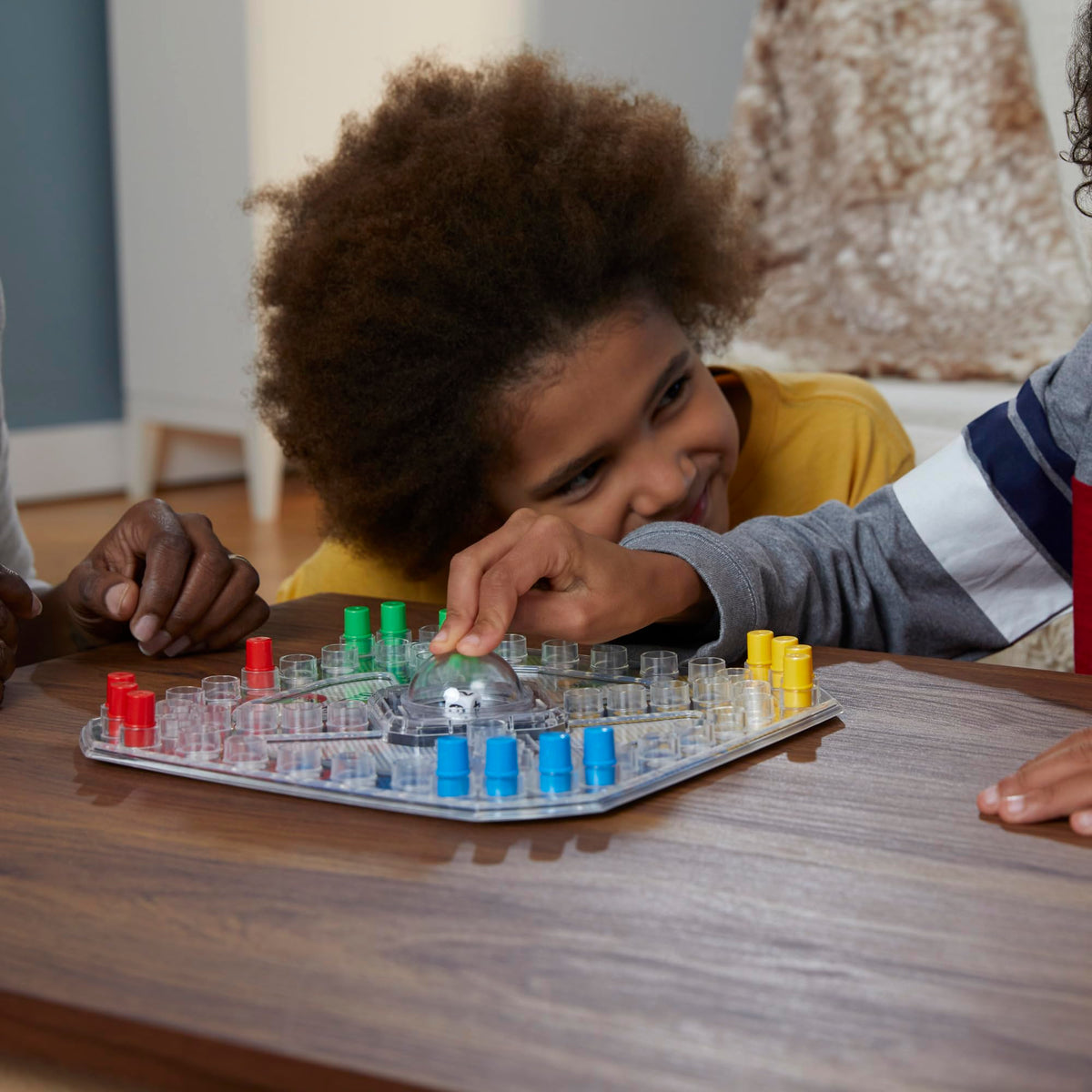 Hasbro Trouble Board Game with Pop-O-Matic