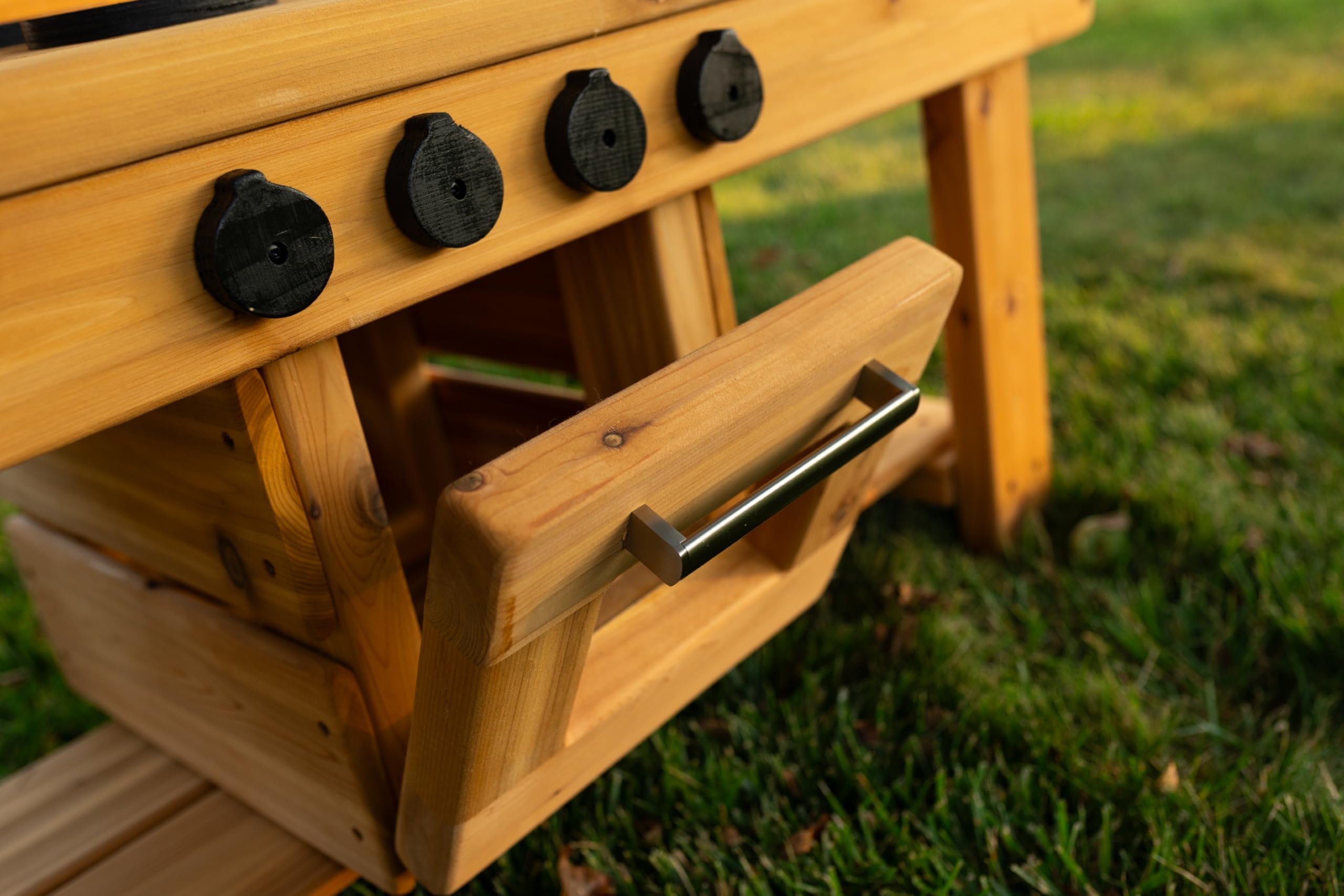 Noble Toys XL Cedar Outdoor Mud Kitchen