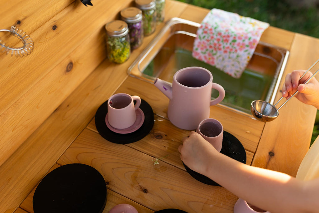 Noble Toys XL Cedar Outdoor Mud Kitchen