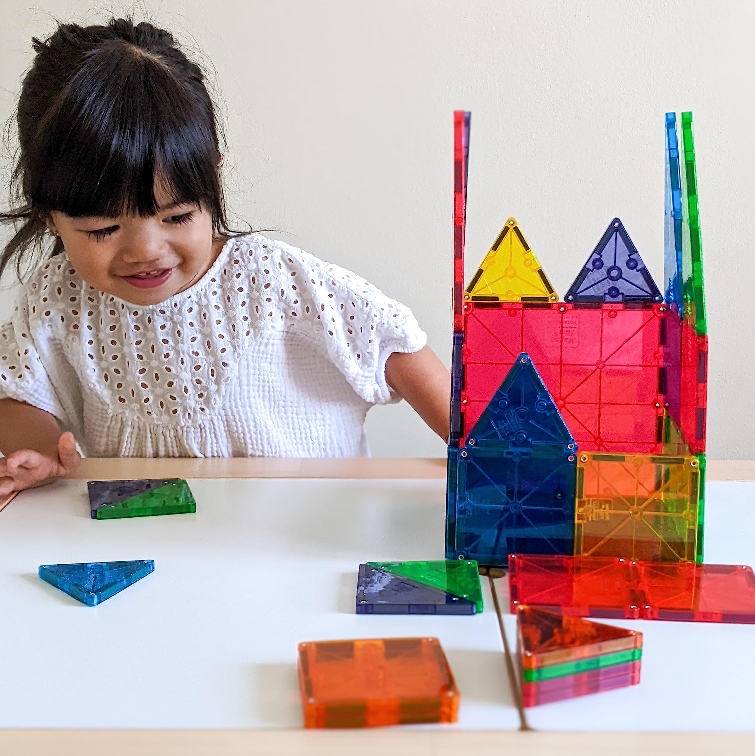MAGNA-TILES Classic 32-Piece Magnetic Set